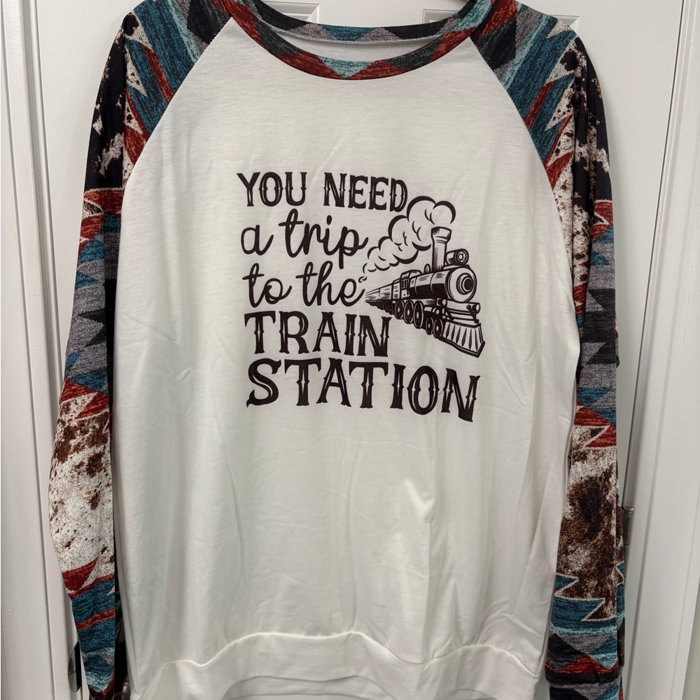Train Station Graphic Women's Sweatshirt
